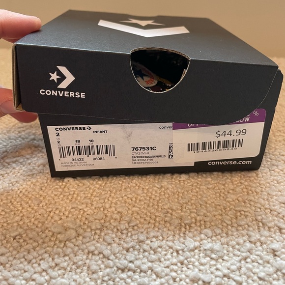 !!SOLD!! NIB Converse Infant Chuck Taylor Size 2 Black Doodles - Picture 2 of 9